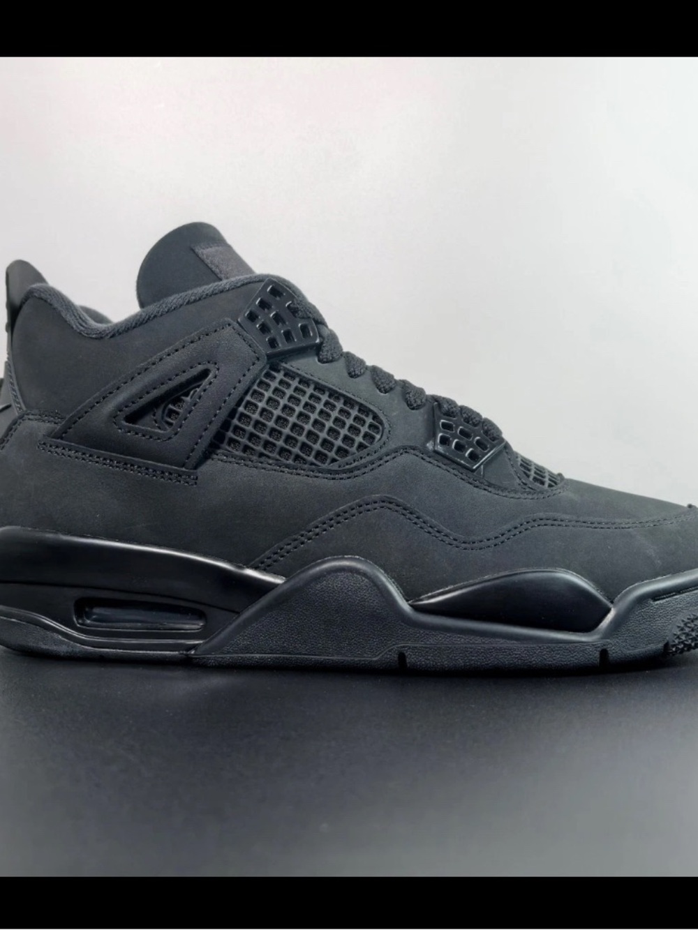 Nike Air Jordan 4 Retro:   Black Cat